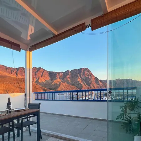 Apartment White&blue Rooftop Agaete (Gran Canaria)